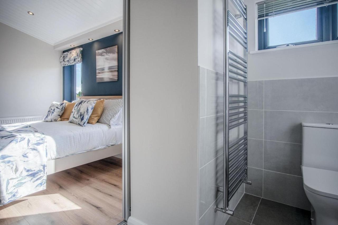 Swanlake Lodge - 3 Bedroom Holiday Home - Penally Экстерьер фото